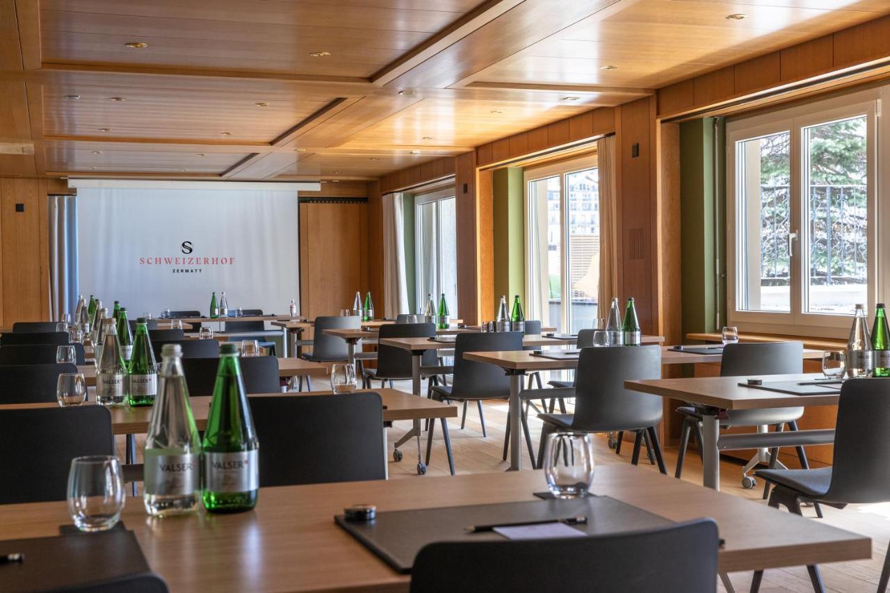 Schweizerhof Zermatt - A Small Luxury Hotel Экстерьер фото