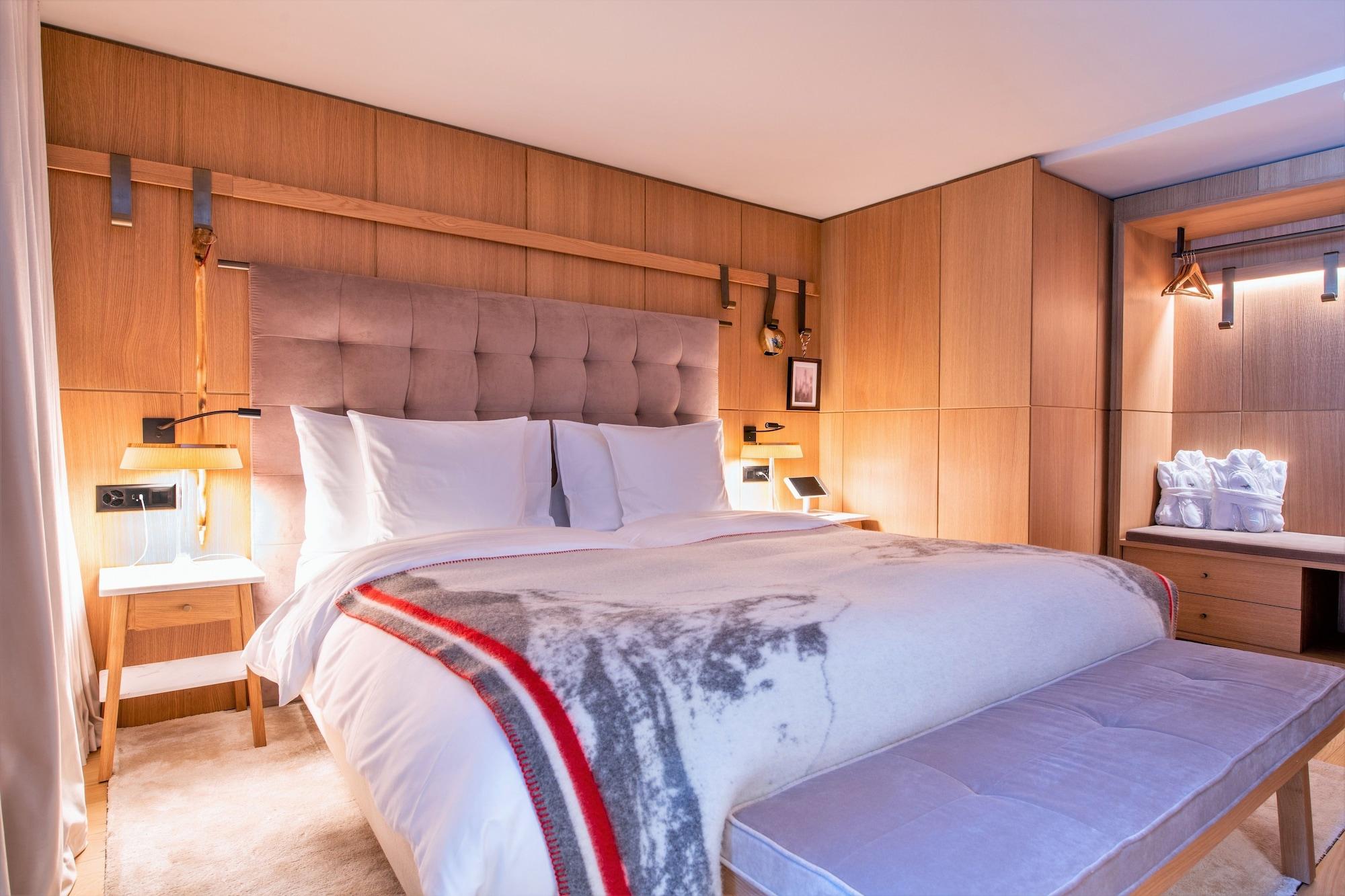 Schweizerhof Zermatt - A Small Luxury Hotel Экстерьер фото