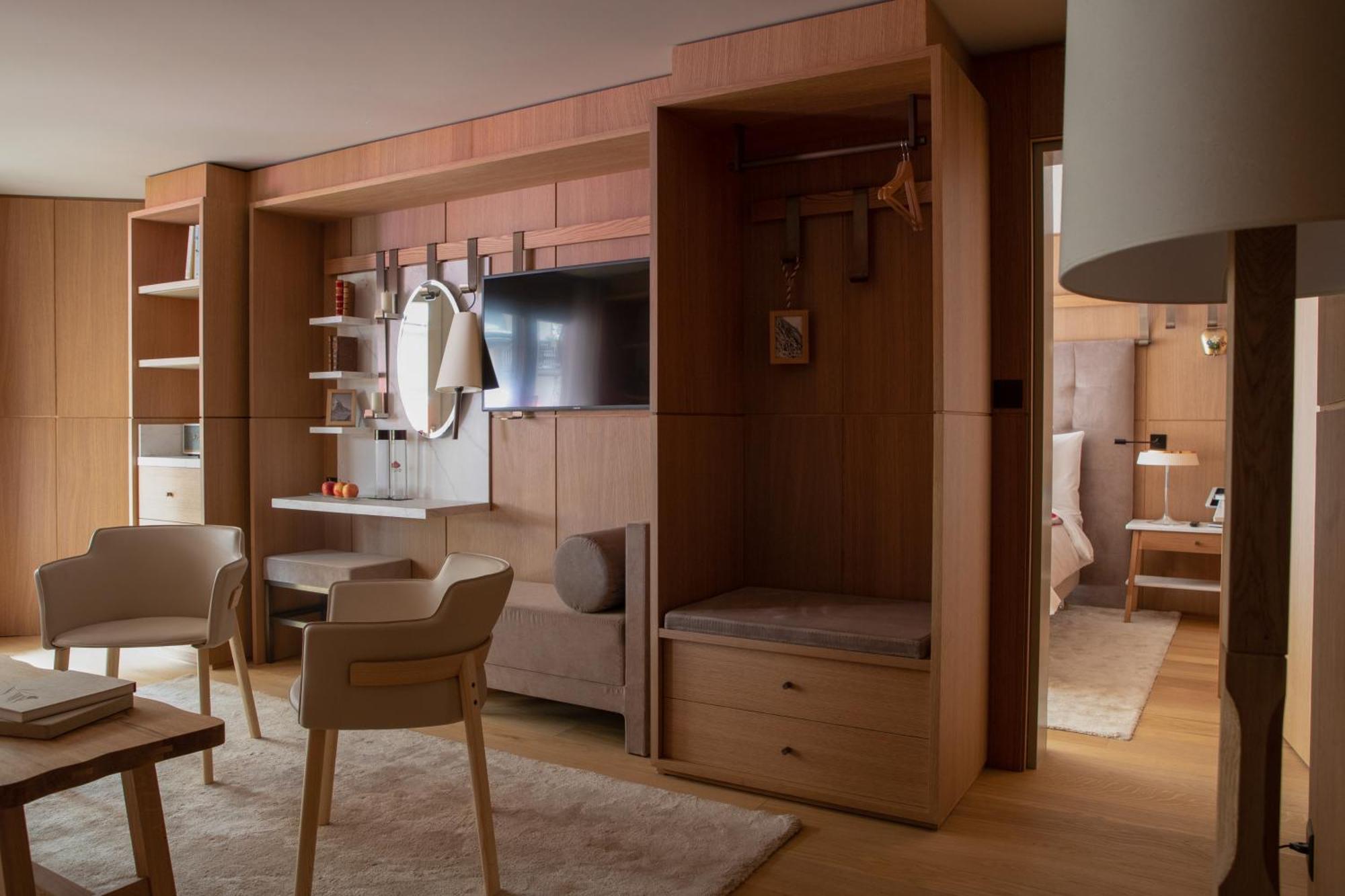 Schweizerhof Zermatt - A Small Luxury Hotel Номер фото