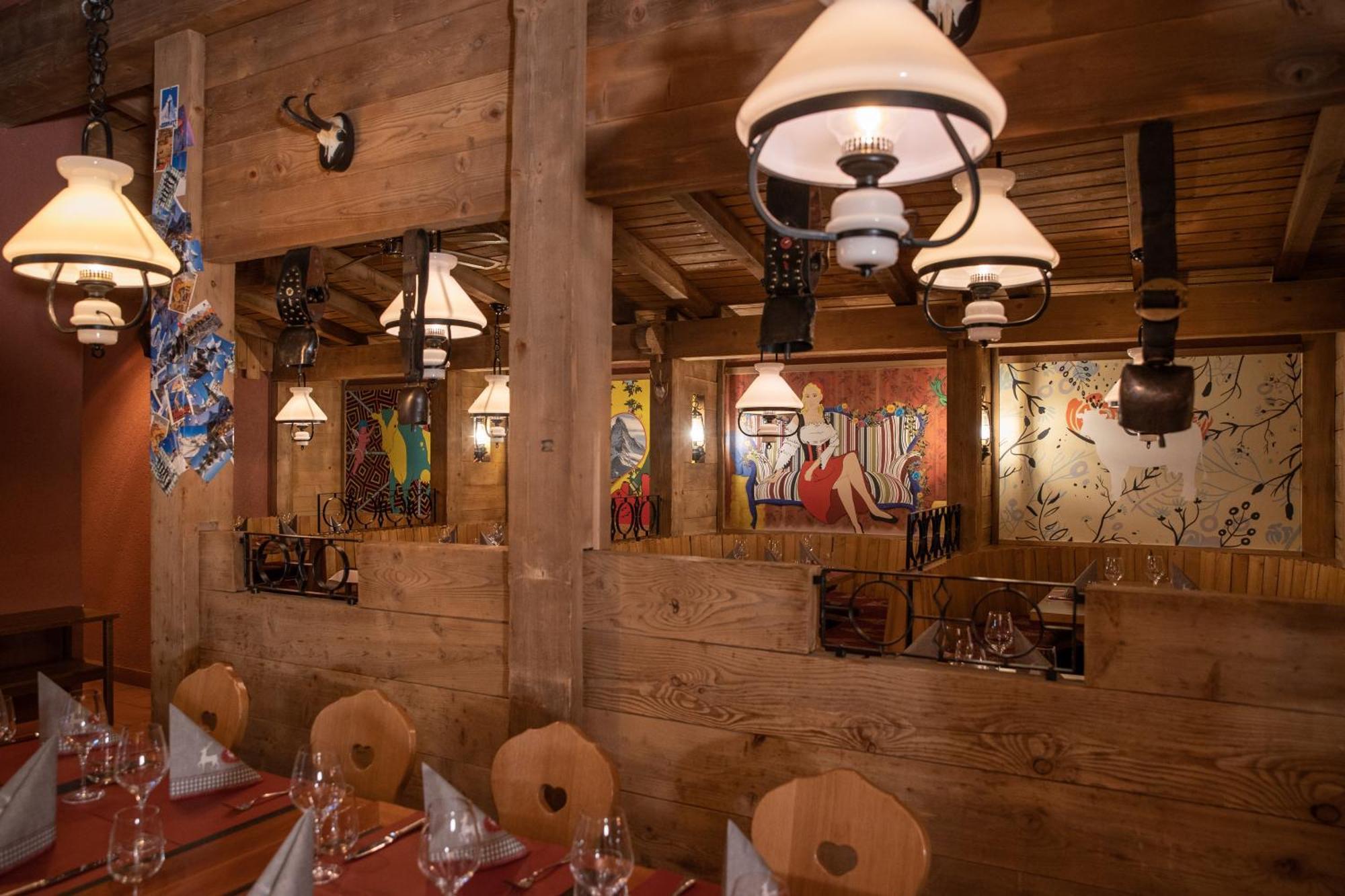 Schweizerhof Zermatt - A Small Luxury Hotel Экстерьер фото