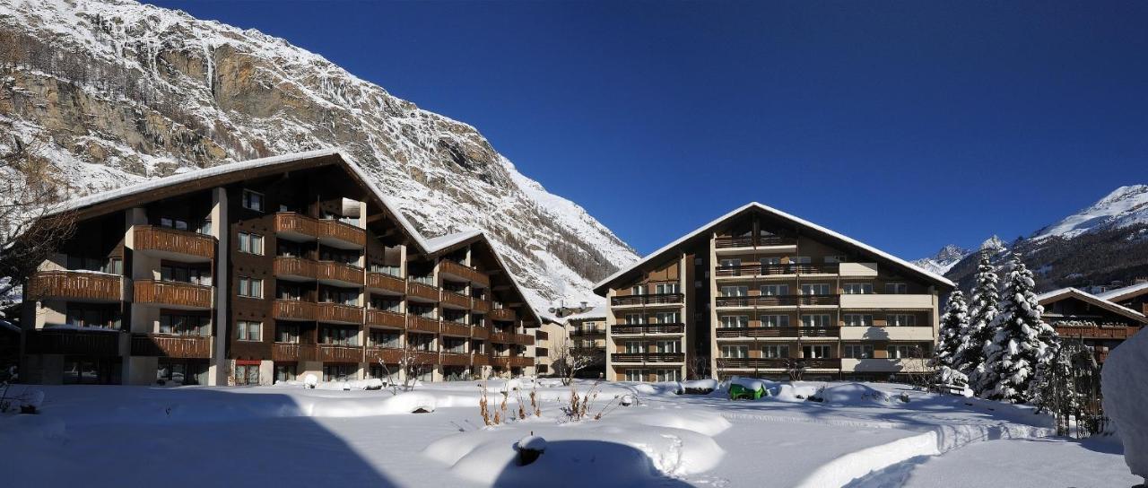 Schweizerhof Zermatt - A Small Luxury Hotel Экстерьер фото