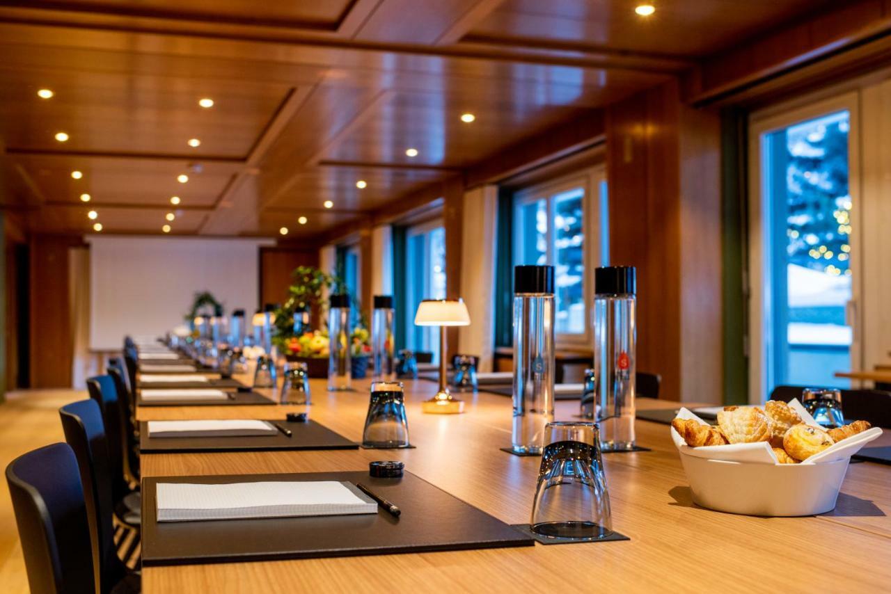 Schweizerhof Zermatt - A Small Luxury Hotel Экстерьер фото