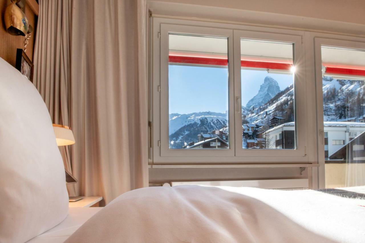Schweizerhof Zermatt - A Small Luxury Hotel Экстерьер фото