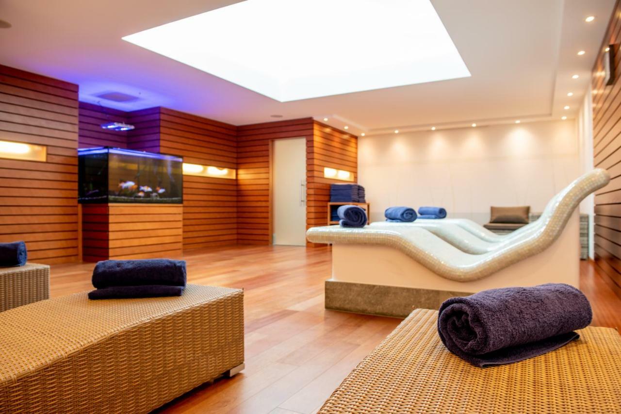 Schweizerhof Zermatt - A Small Luxury Hotel Экстерьер фото