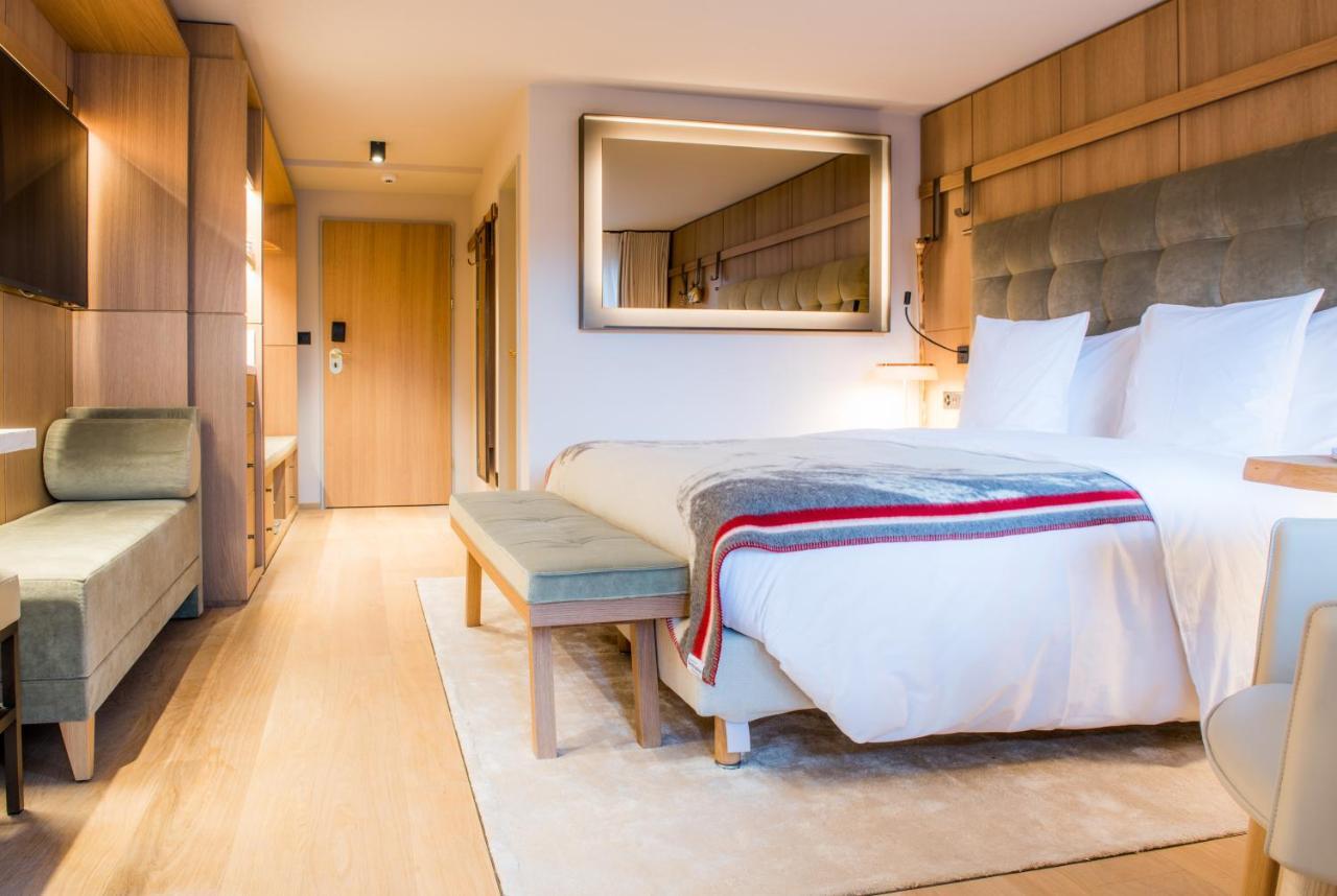 Schweizerhof Zermatt - A Small Luxury Hotel Экстерьер фото