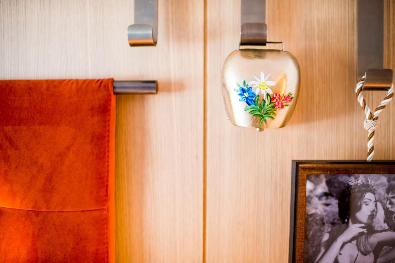 Schweizerhof Zermatt - A Small Luxury Hotel Экстерьер фото